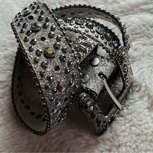 ✨ Silver Rhinestone Western Belt – Fits 35”–41” ✨